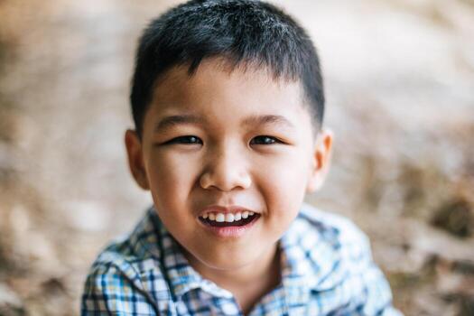 files/close-up-happy-face-boy-free-photo.jpg